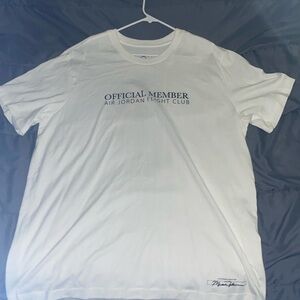 XL white Air Jordan tee
